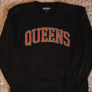Long sleeve black queens tshirt